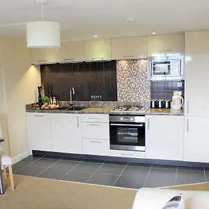  Apartment Silversprings - Centre With Parking
